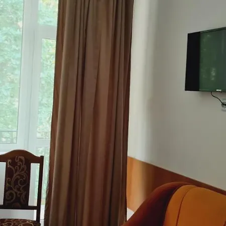 Мочари Hotel Bohorodchany