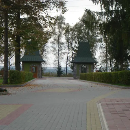 Отель Мочари *