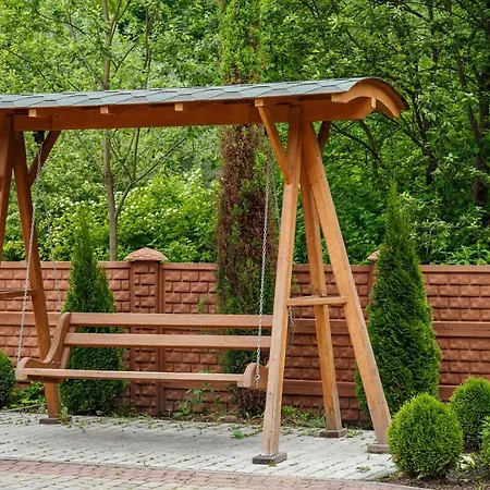 Мочари Отель *
